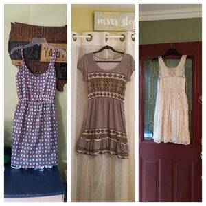 Lot 3 dresses sz M in very good condition
